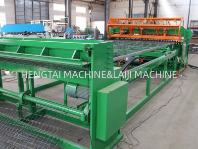 The most popular mesh row welding machine in Vietnam, the color can be customized according to customer requirements!