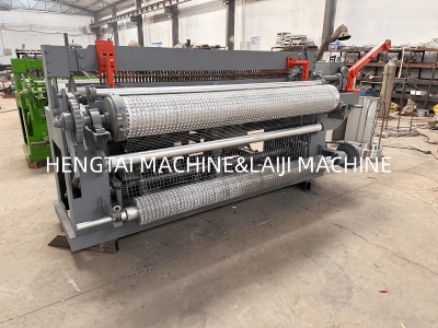 Fully automatic welded mesh machine, black wire galvanized wire mesh welding machine