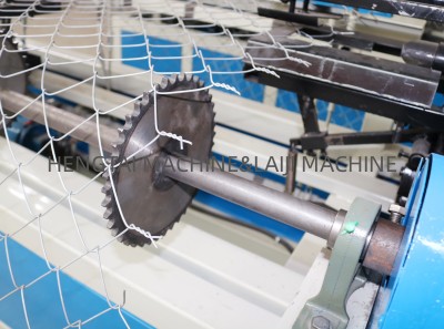 Chain Link Fencing Making Machine Manufacturer / GI Chain Link Fence Machine