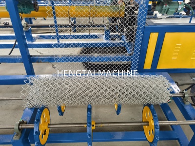 التلقائي بالكامل شبكة سلكية منحرفة الشكل سلسلة ربط شبكة سياج ماكينة معدات تصنيع الس